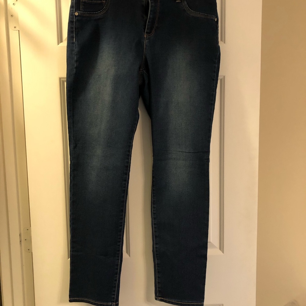D jeans. Straight leg. Size 14.